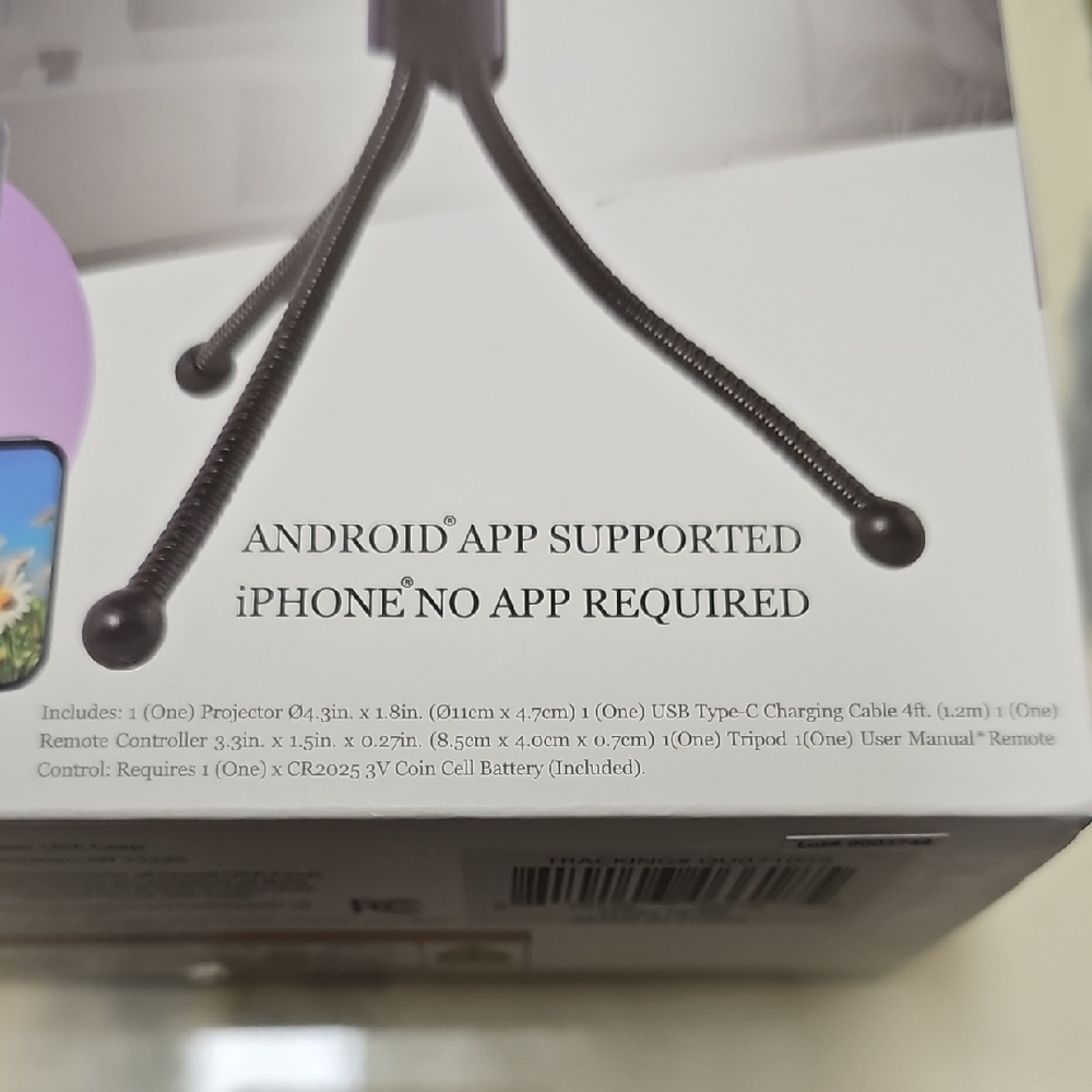 Nwt Cellphone Portable Projector with Tripod and Remote - Picture 3 of 6